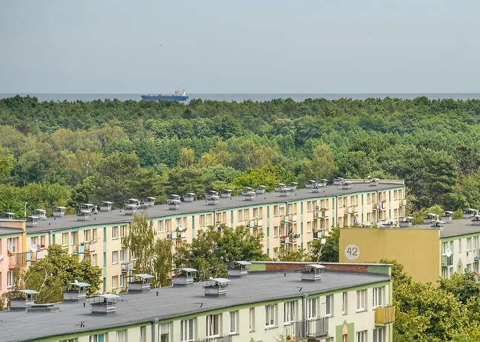 Blue Moon With Sea View - Spectrum