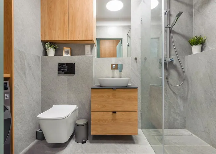 Blue Moon With Sea View - Spectrum Apartment